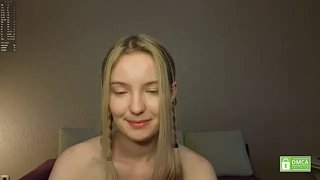 HongTomczak's Live XXX Chat