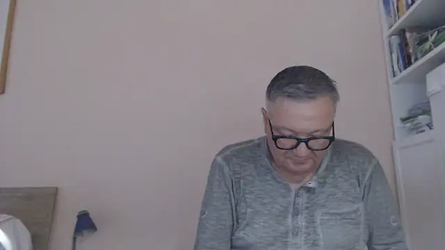 YOU6me Live XXX-Chat