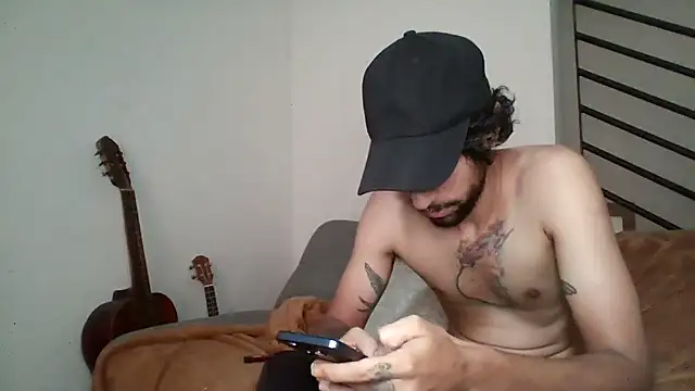 Alejandro92_caliのライブXXXチャット