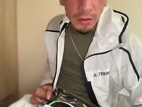 badboy366: απευθείας συνομιλία ΧΧΧ