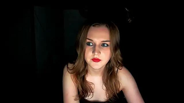 LissaTelor Adlı Modelin Canlı XXX Sohbeti