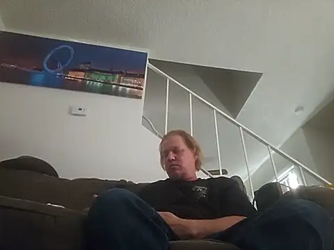 yourMasterisBored's Live XXX Chat