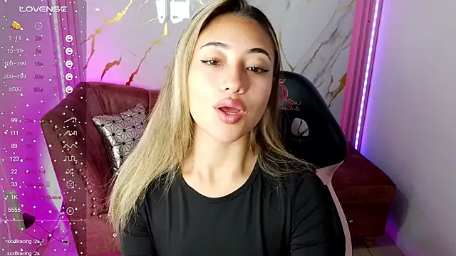 amy_ker_mのライブXXXチャット
