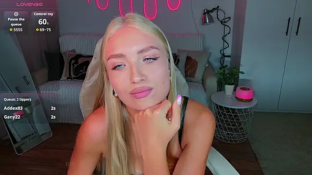 TessaGrays XXX чат на живо