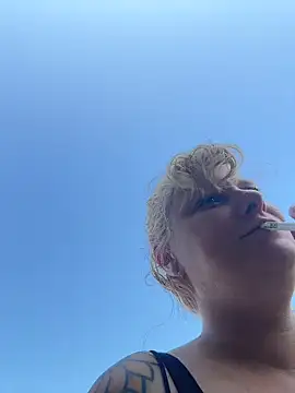 mango-kitty's Live XXX Chat