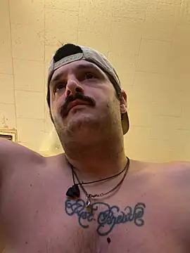 PoundedCajunGuy93's Live XXX Chat