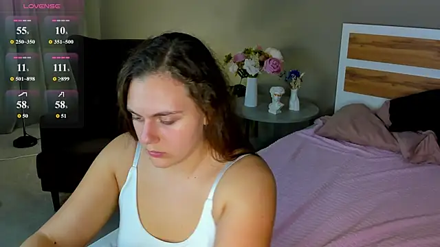Živý XXX chat elara_sunbeam
