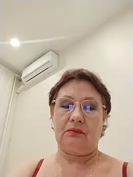 SalientClean Live XXX Chat