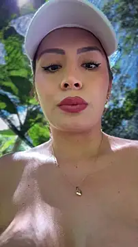 LINDA_PATTY94 élő XXX-chatje