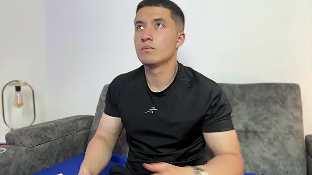 Chatroom XXX en direct de Alexander_Connor