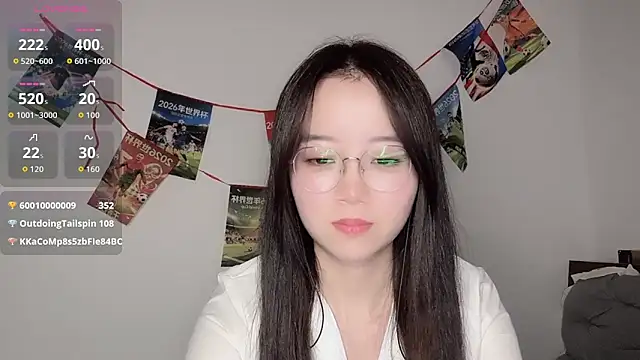 77-Vicky Adlı Modelin Canlı XXX Sohbeti