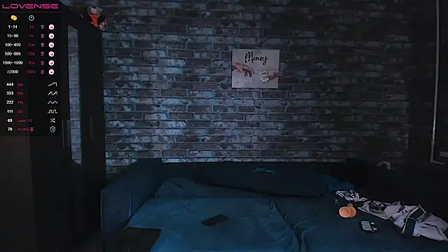 mark_normal live XXX chat