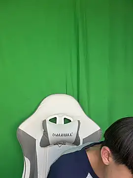 DD-101 Chat XXX in diretta