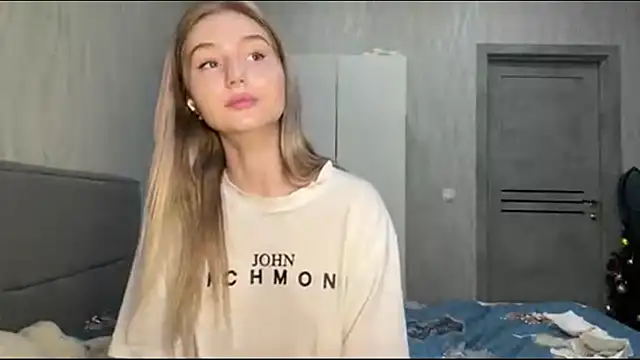 MoonlitCrystalia 라이브 XXX 채팅