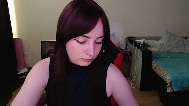 Laralianna Adlı Modelin Canlı XXX Sohbeti