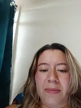 Hannah-colx's Live XXX Chat