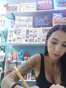 LunaZambrano's Live XXX Chat