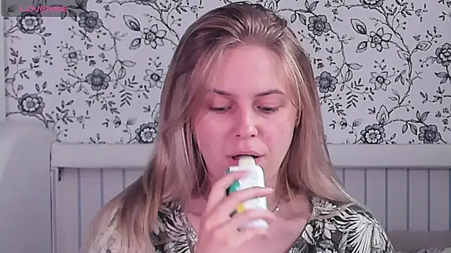 AngelAnty XXX чат на живо