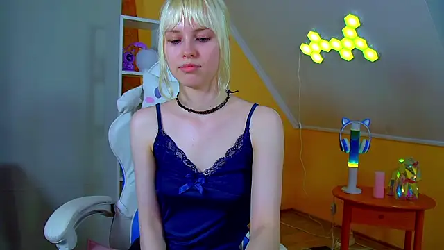 Živý XXX chat HannahHollis