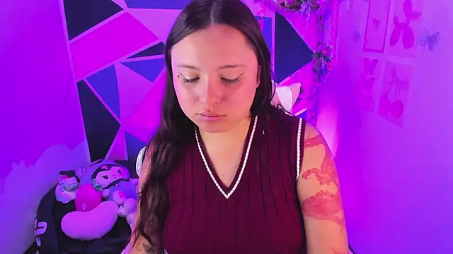 XXX chat uživo modela little_emma0