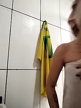 Liv_Alt Adlı Modelin Canlı XXX Sohbeti