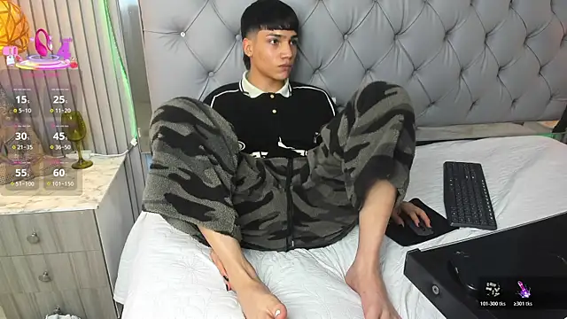 SamBlack_ Live XXX Chat