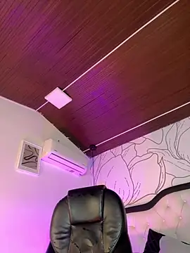 Samir_bear Adlı Modelin Canlı XXX Sohbeti