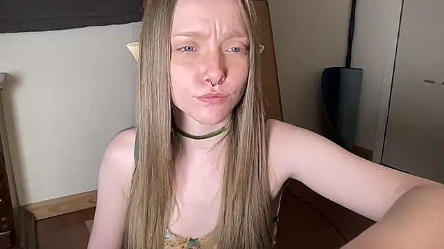 Онлайн чат XXX ElfGirlAna
