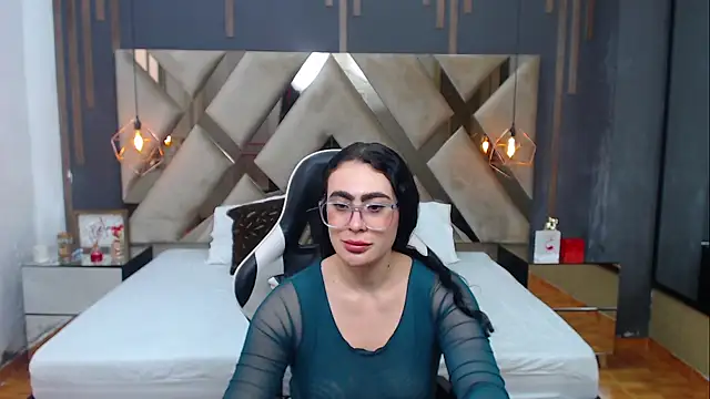 MartinaaFit élő XXX-chatje