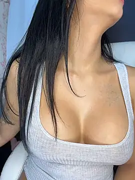 UrNewFantasy Live XXX-chat