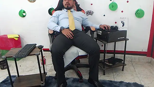 KalethBigDick's Live XXX Chat