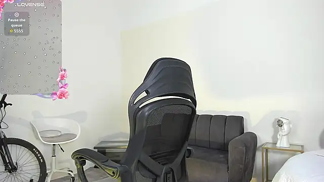 MaximusClark Live XXX Chat