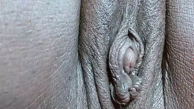 morenahott1's Live XXX Chat