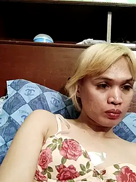 QueenSoreal: απευθείας συνομιλία ΧΧΧ