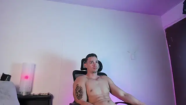 Chat XXX ao vivo de CRISTHIAN_WOLF1