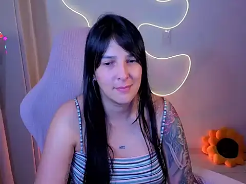 Chatroom XXX en direct de kimflexible_x