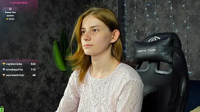 Lilli_Rivera Adlı Modelin Canlı XXX Sohbeti