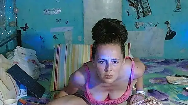 brighteyes77's Live XXX Chat