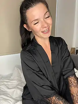 RoxiBlack live XXX chat