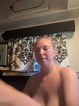 Tits645's Live XXX Chat