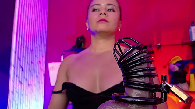 MistressSlut1のライ  ブXXXチャット