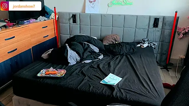 JordanShow – Naživo XXX chat