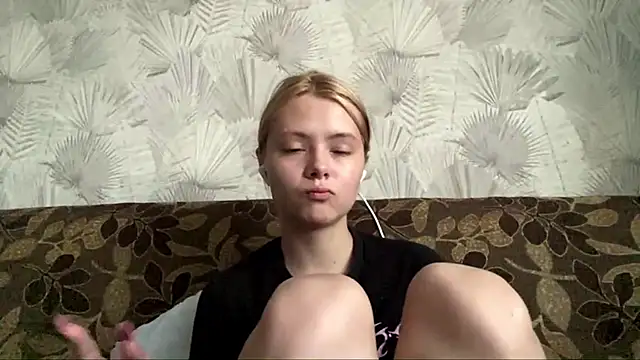 VerdieVillanveva's Live XXX Chat