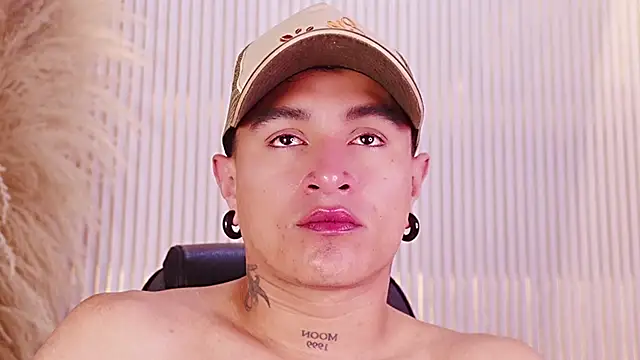 XXX chat uživo modela LiamDeep