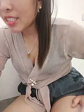 Chat +18 de Kelly-sex69 ao vivo