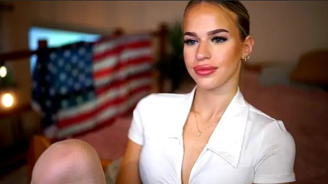 دردشة Emilyvanroessel الجنسية المباشرة