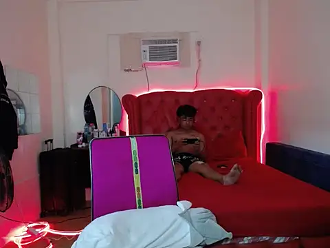 دردشة TIKOLGIRL الجنسية المباشرة