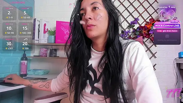 SALOME_KORLAND Chat XXX in diretta