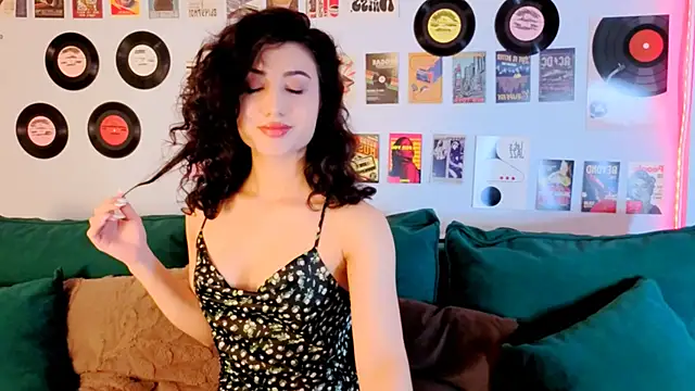 Maya_Rogerss Chat XXX in diretta