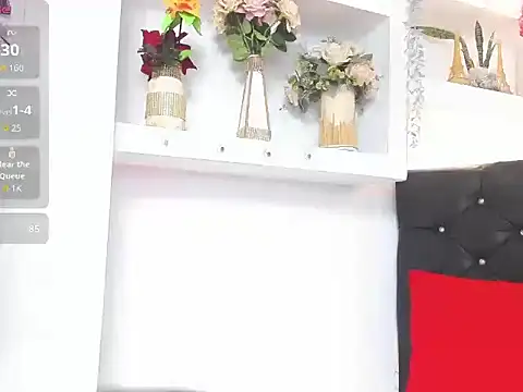 Chat +18 de KarlaKoster ao vivo